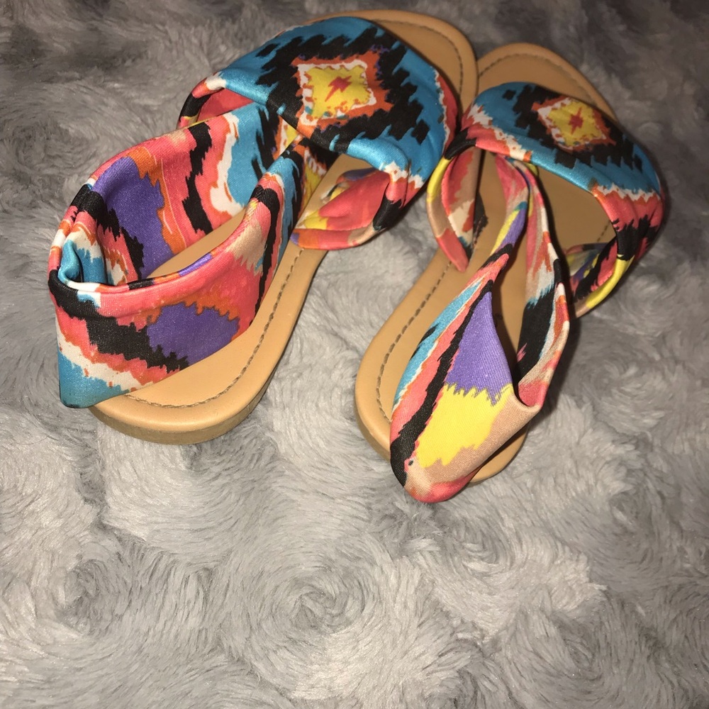Sandals - Picture 3 of 7